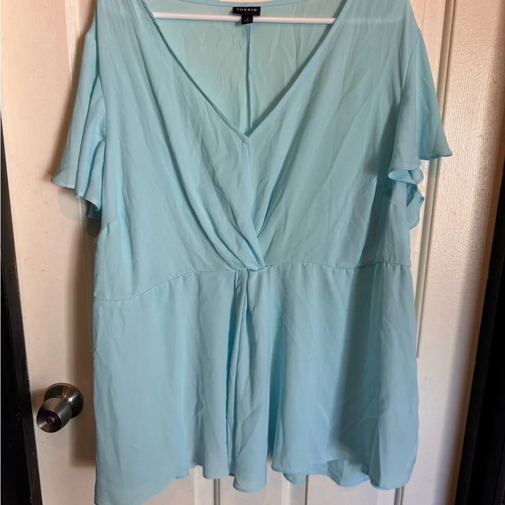 Torrid Light Blue V-Neck Blouse - Picture 1 of 2